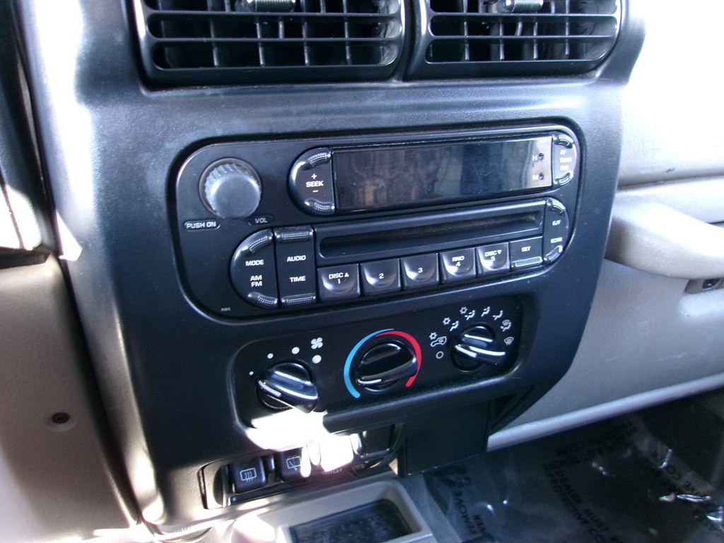 2005 Jeep Wrangler Image 62