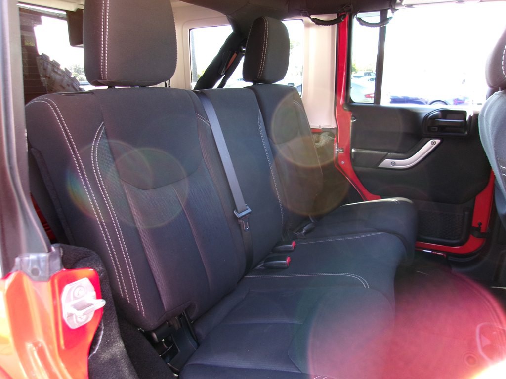 2015 Jeep Wrangler Unlimited Image 65