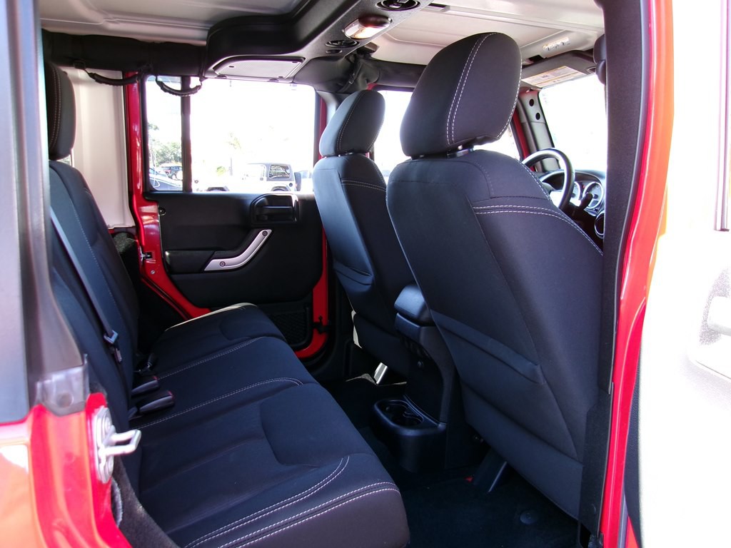 2015 Jeep Wrangler Unlimited Image 66