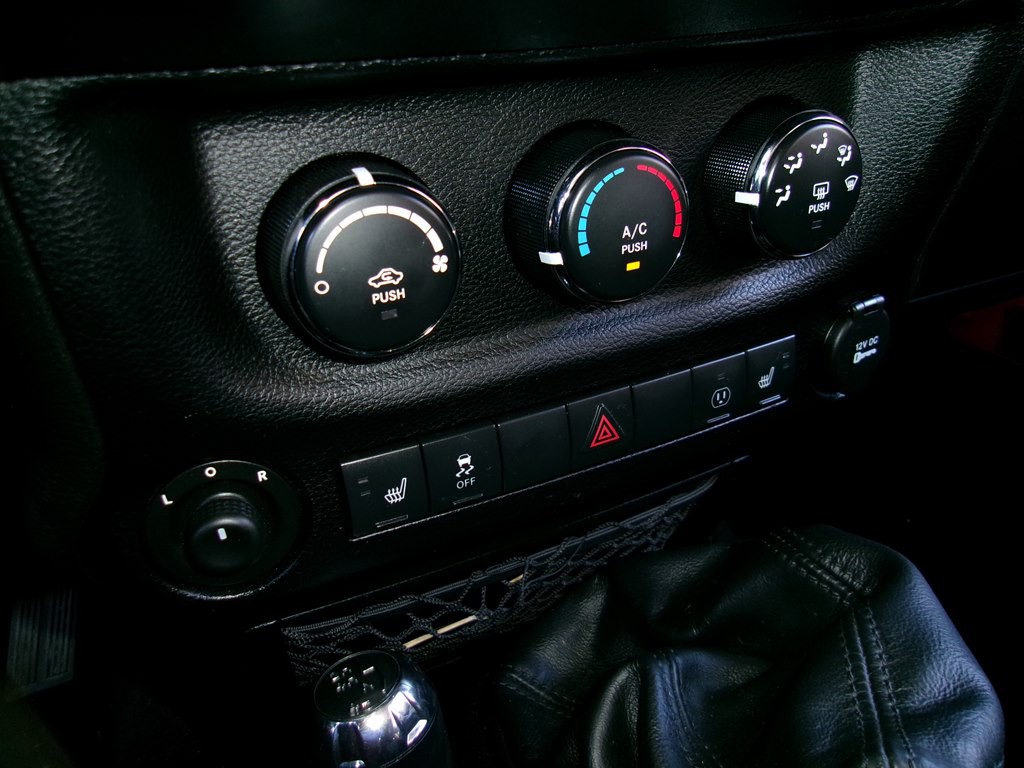 2015 Jeep Wrangler Unlimited Image 89