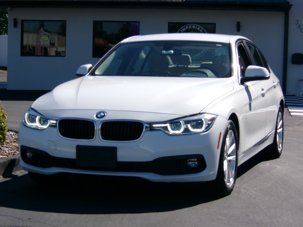 2018 BMW 3 Series Image 5