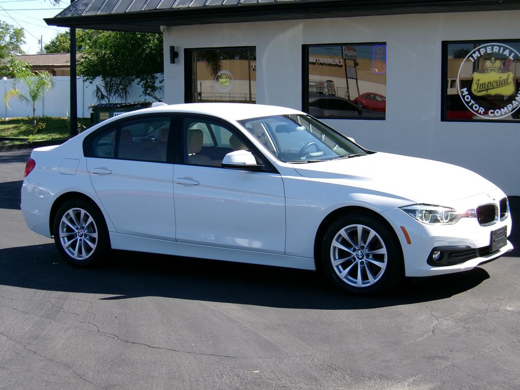 2018 BMW 3 Series Image 11