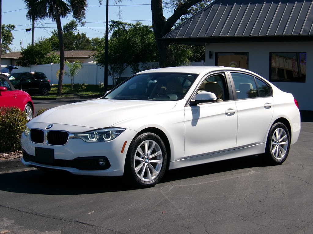 2018 BMW 3 Series Image 33