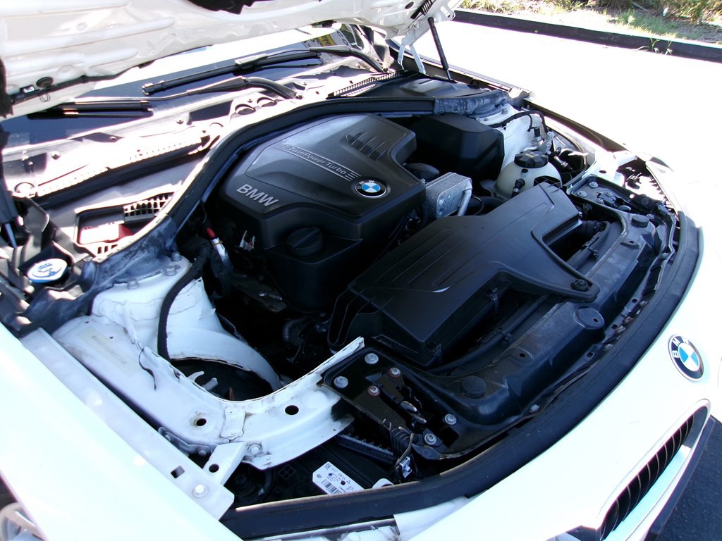 2018 BMW 3 Series Image 41