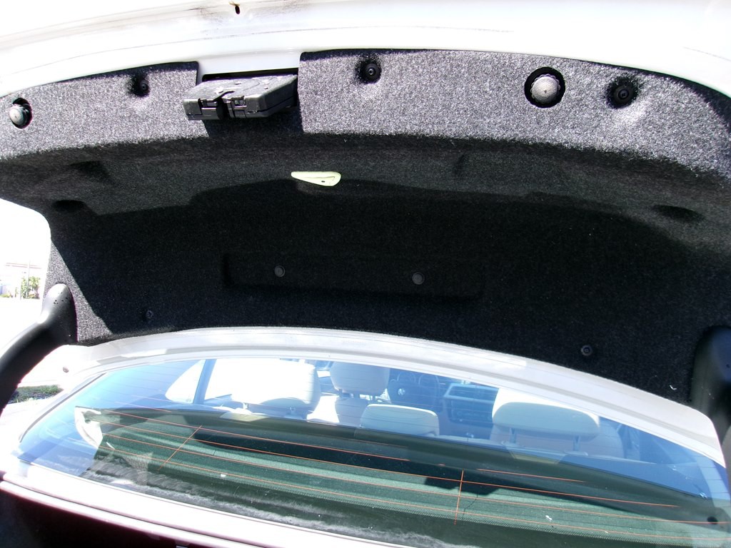 2018 BMW 3 Series Image 53