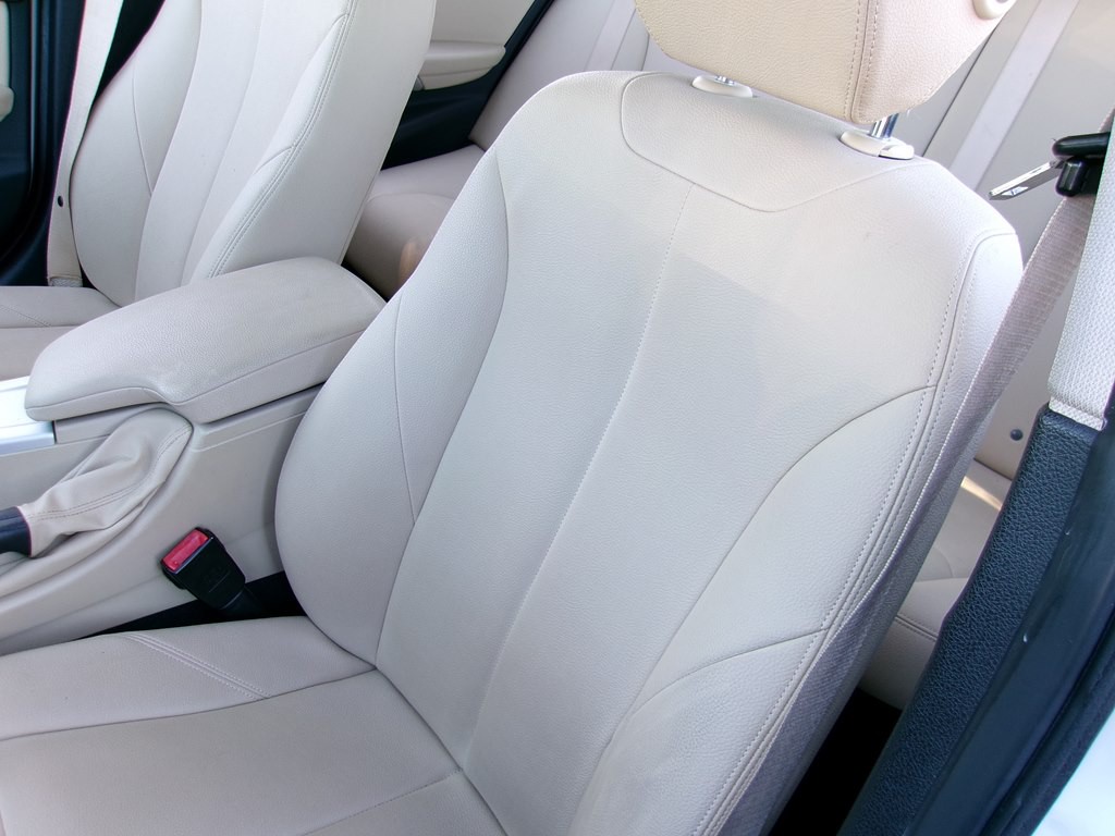 2018 BMW 3 Series Image 69