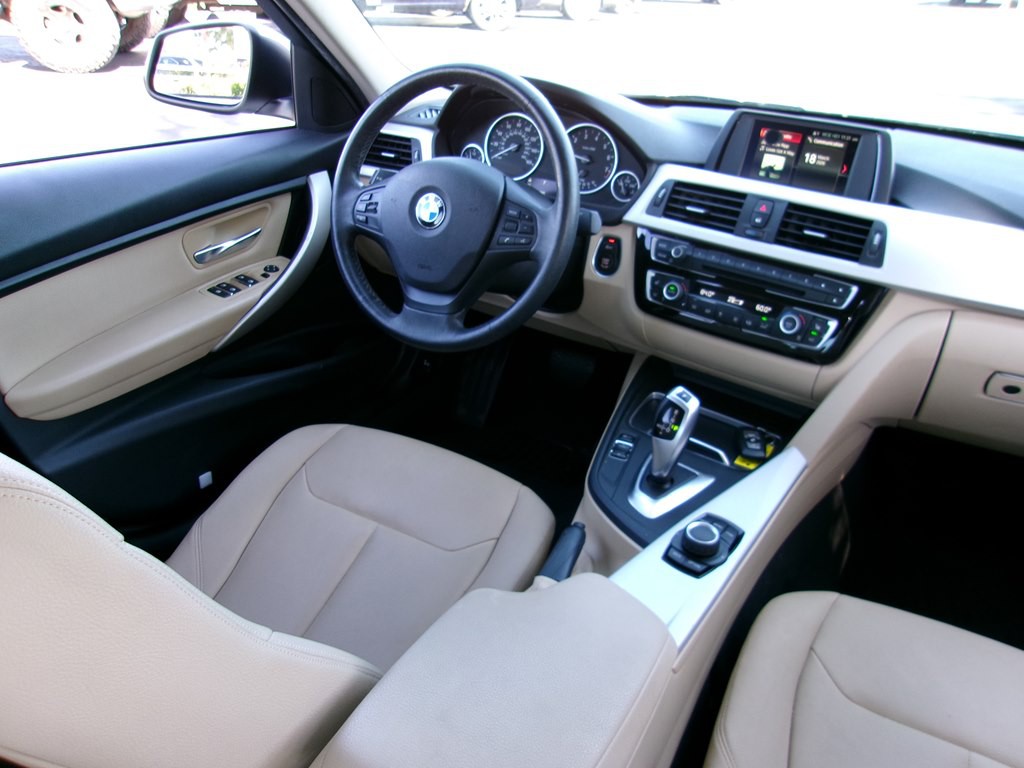 2018 BMW 3 Series Image 77