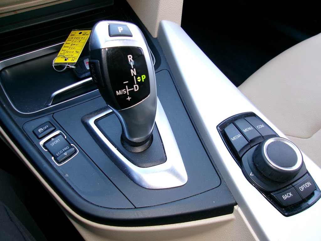 2018 BMW 3 Series Image 85