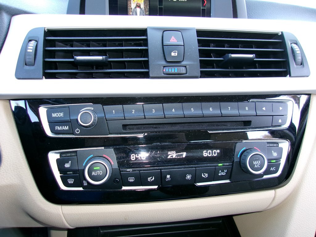 2018 BMW 3 Series Image 87