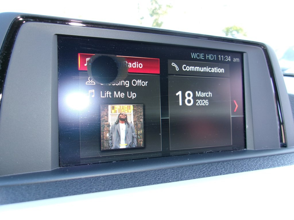 2018 BMW 3 Series Image 89