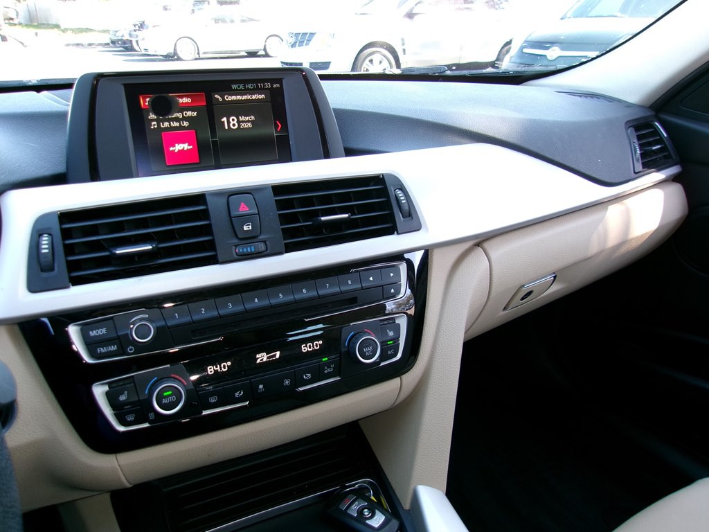 2018 BMW 3 Series Image 90