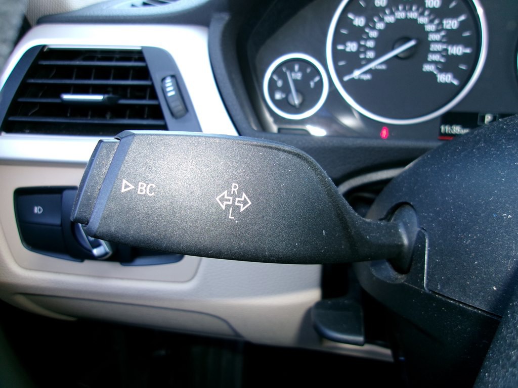 2018 BMW 3 Series Image 91