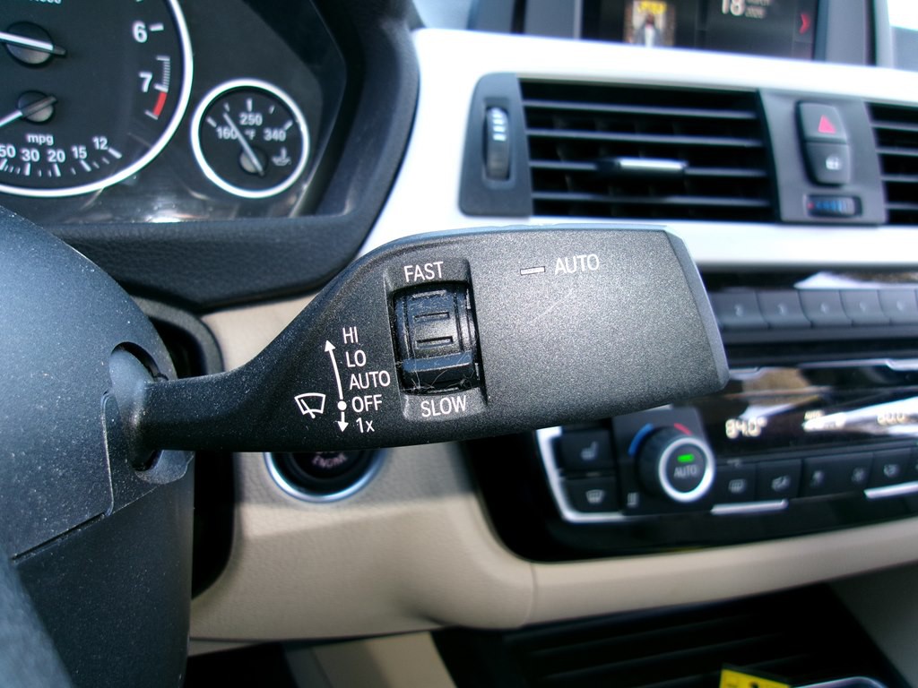 2018 BMW 3 Series Image 92