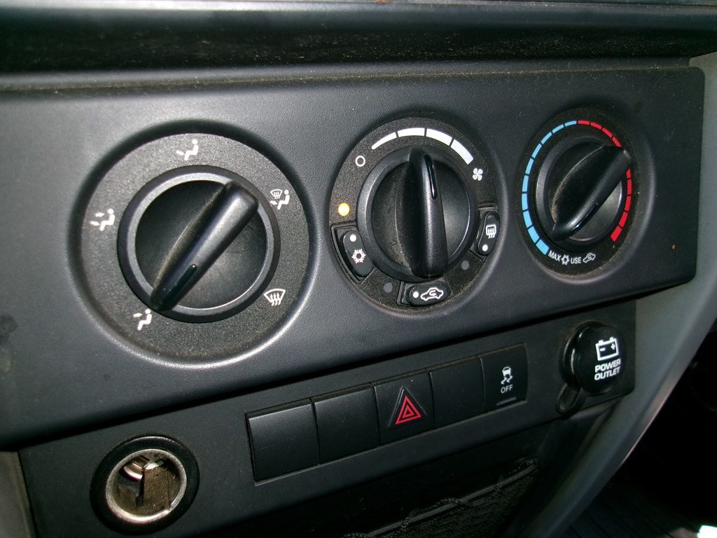 2010 Jeep Wrangler Image 57