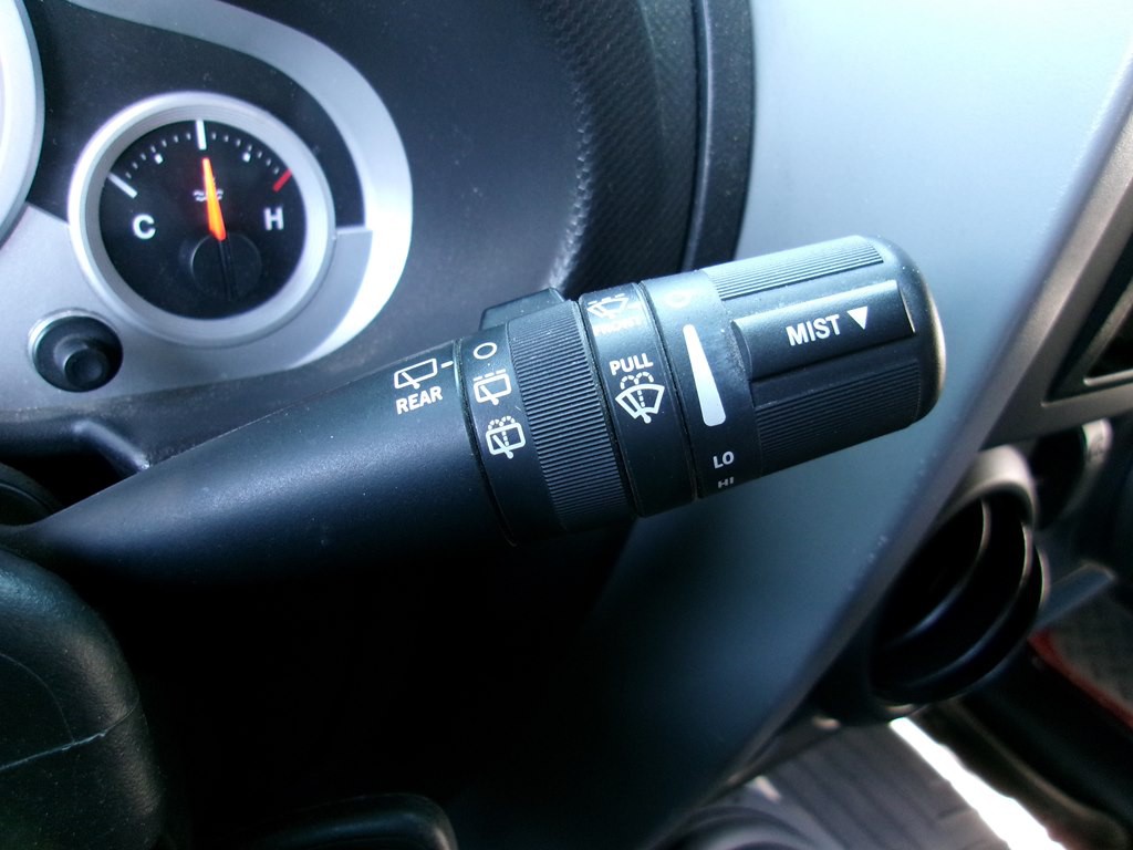 2010 Jeep Wrangler Image 61