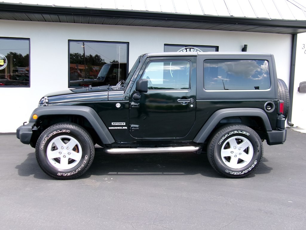 2012 Jeep Wrangler Image 27