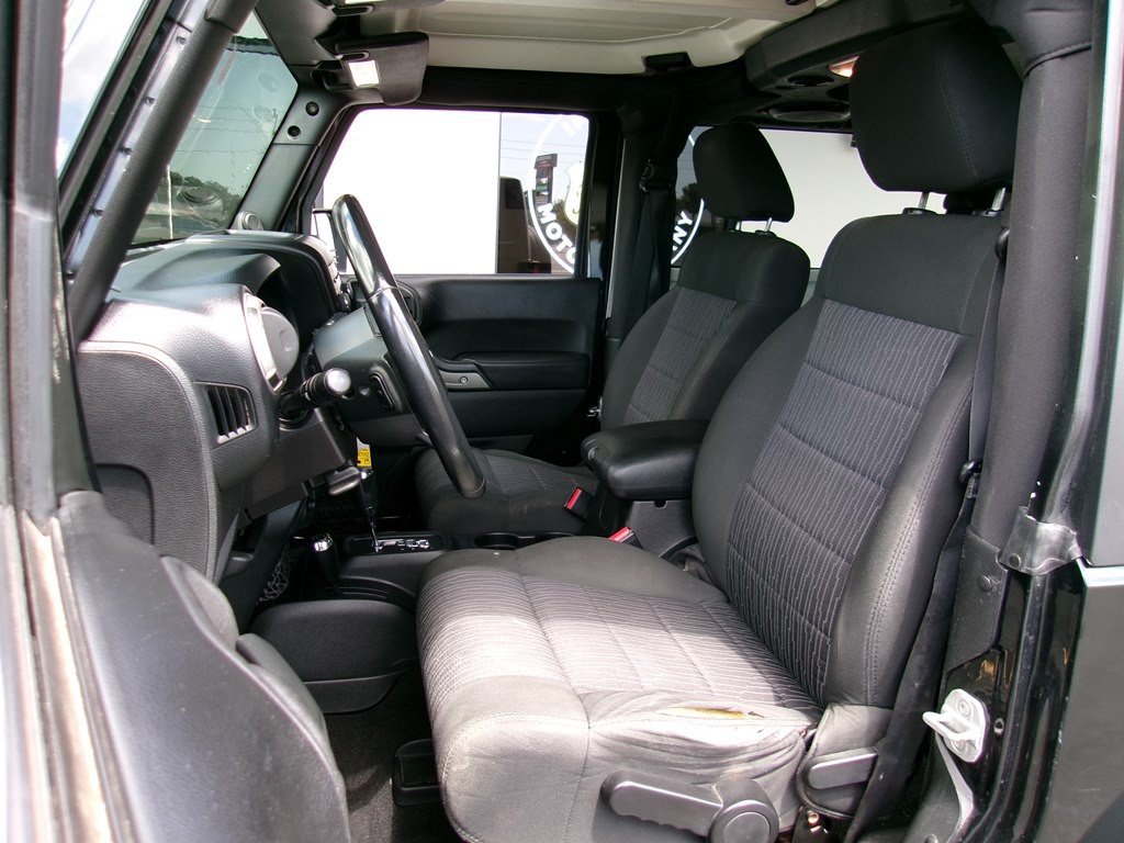 2012 Jeep Wrangler Image 50