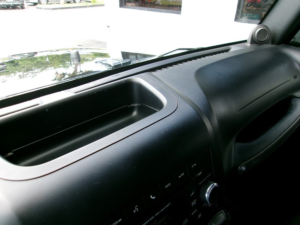 2012 Jeep Wrangler Image 55