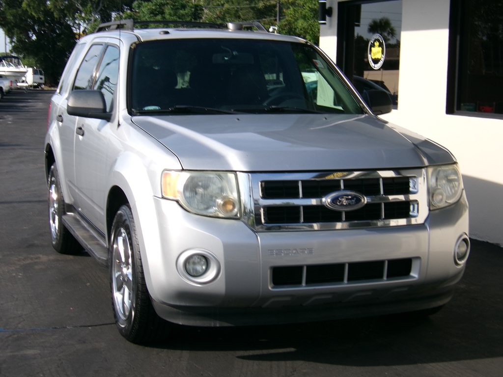 2010 Ford Escape Image 7