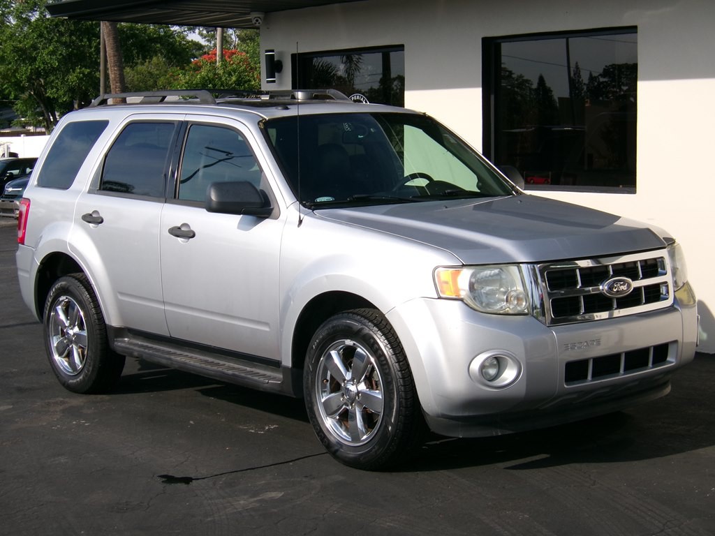 2010 Ford Escape Image 9