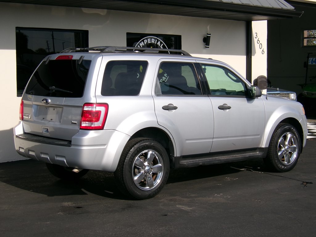 2010 Ford Escape Image 15