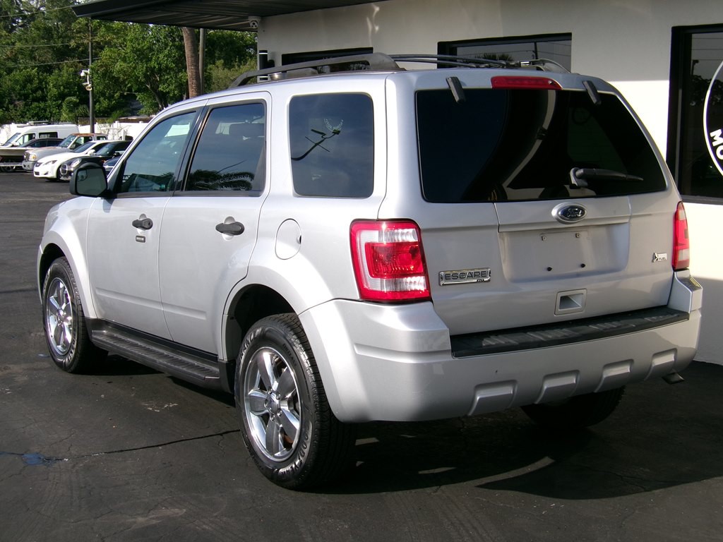 2010 Ford Escape Image 22
