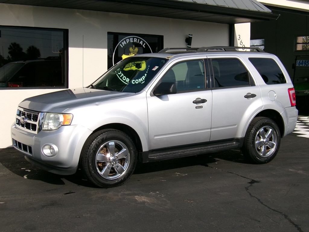 2010 Ford Escape Image 28