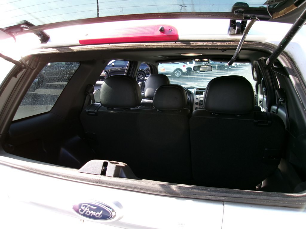 2010 Ford Escape Image 40