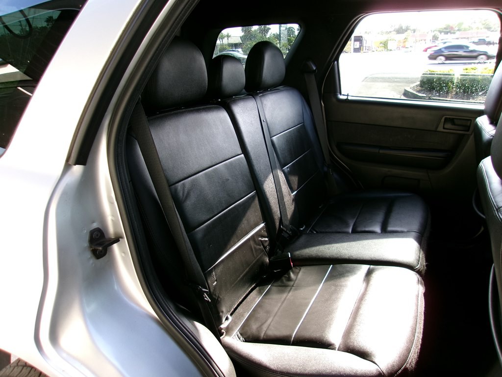 2010 Ford Escape Image 48