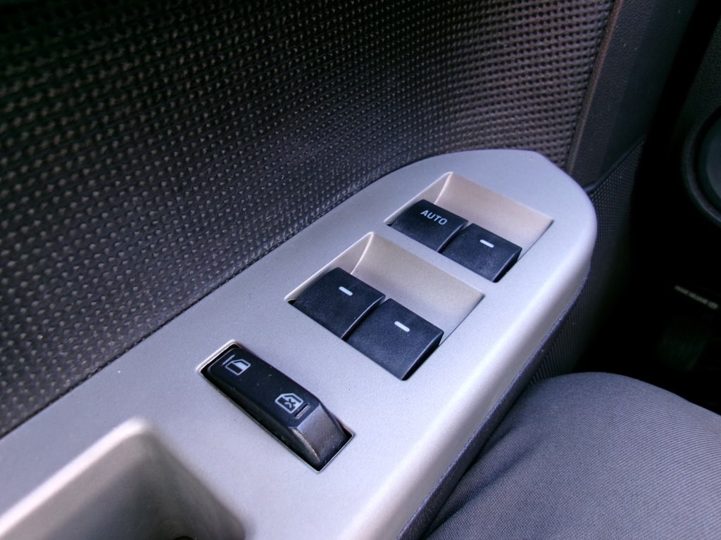 2010 Ford Escape Image 71