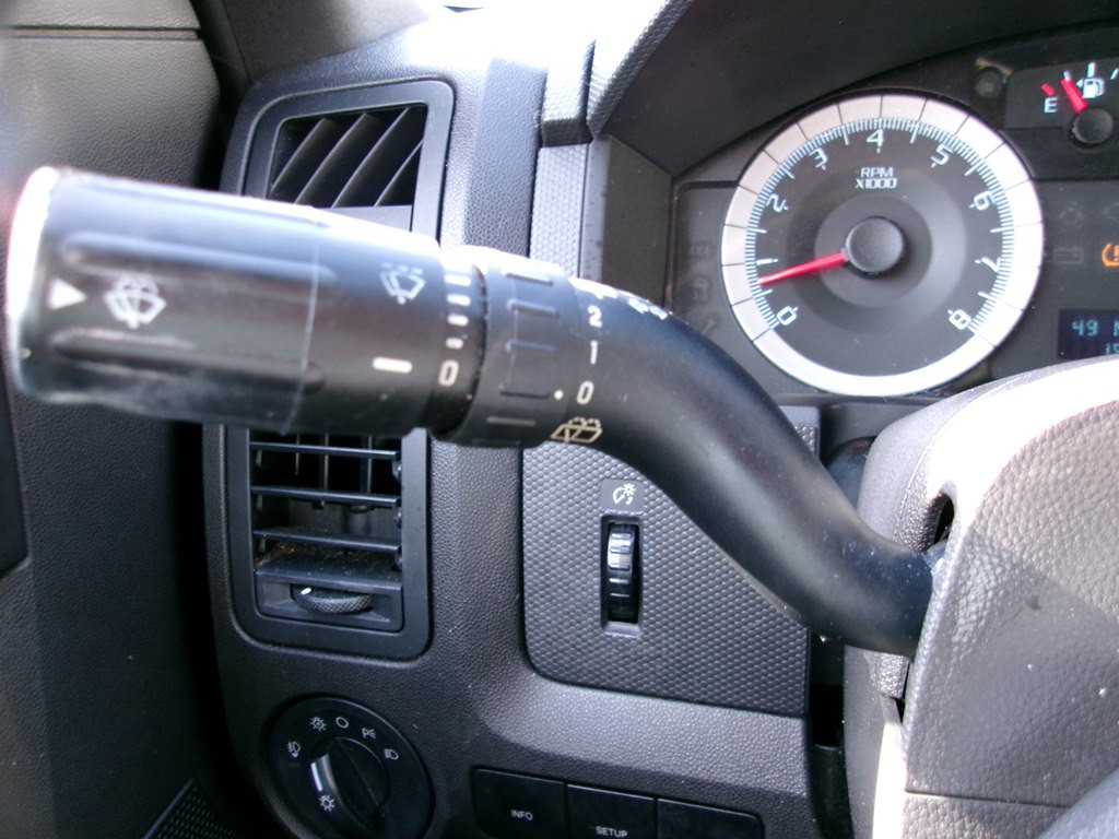2010 Ford Escape Image 73