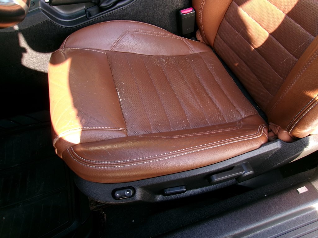 2010 Ford Mustang Image 60