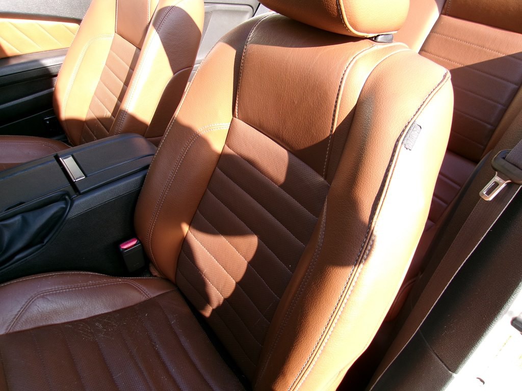 2010 Ford Mustang Image 61
