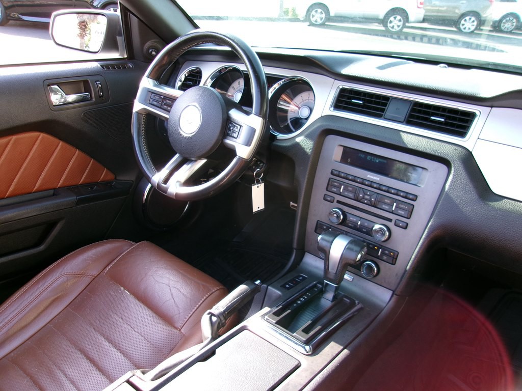 2010 Ford Mustang Image 67