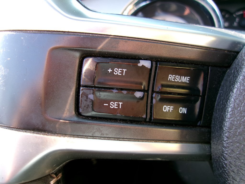 2010 Ford Mustang Image 79