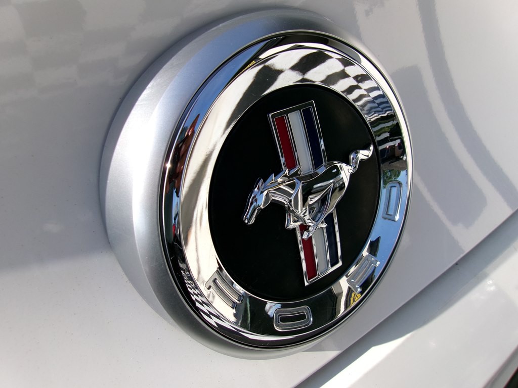 2010 Ford Mustang Image 84