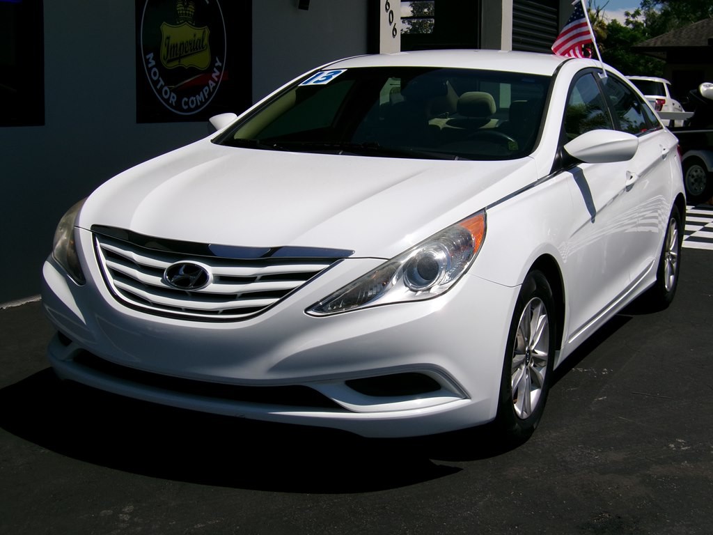 2013 Hyundai Sonata Image 4
