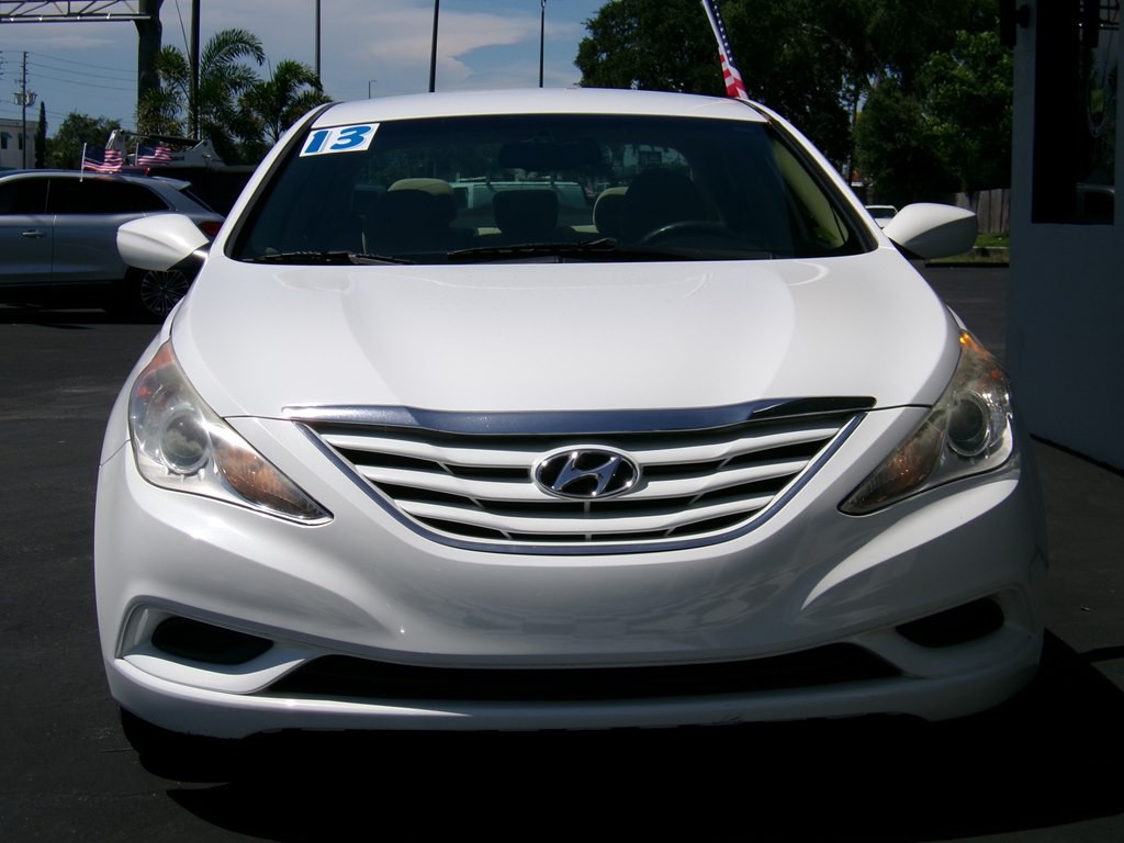 2013 Hyundai Sonata Image 6