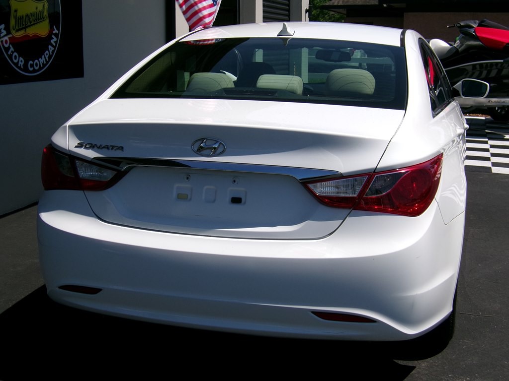 2013 Hyundai Sonata Image 19