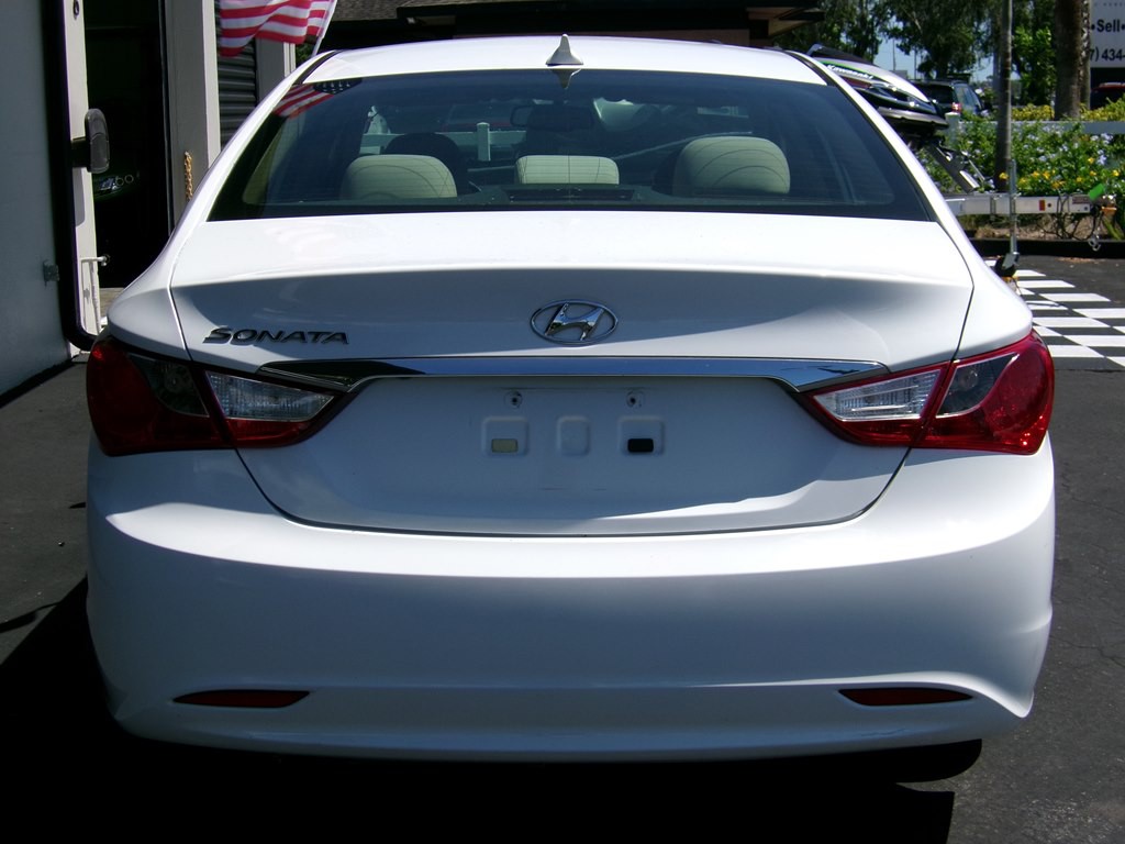 2013 Hyundai Sonata Image 20