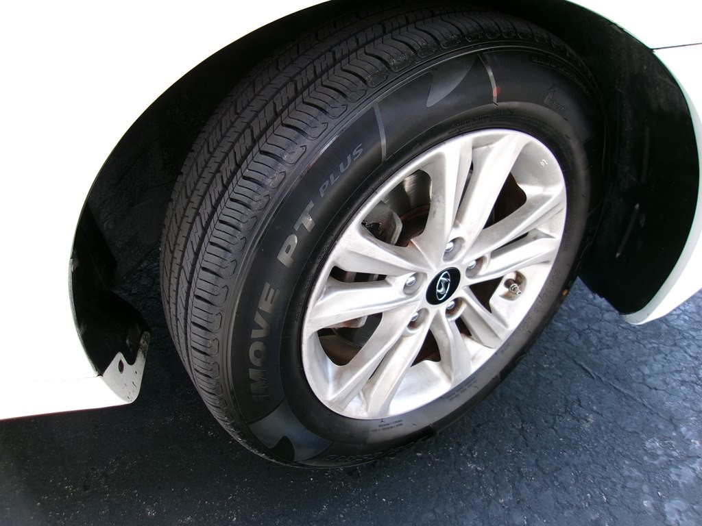 2013 Hyundai Sonata Image 35