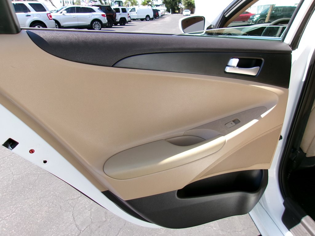 2013 Hyundai Sonata Image 44