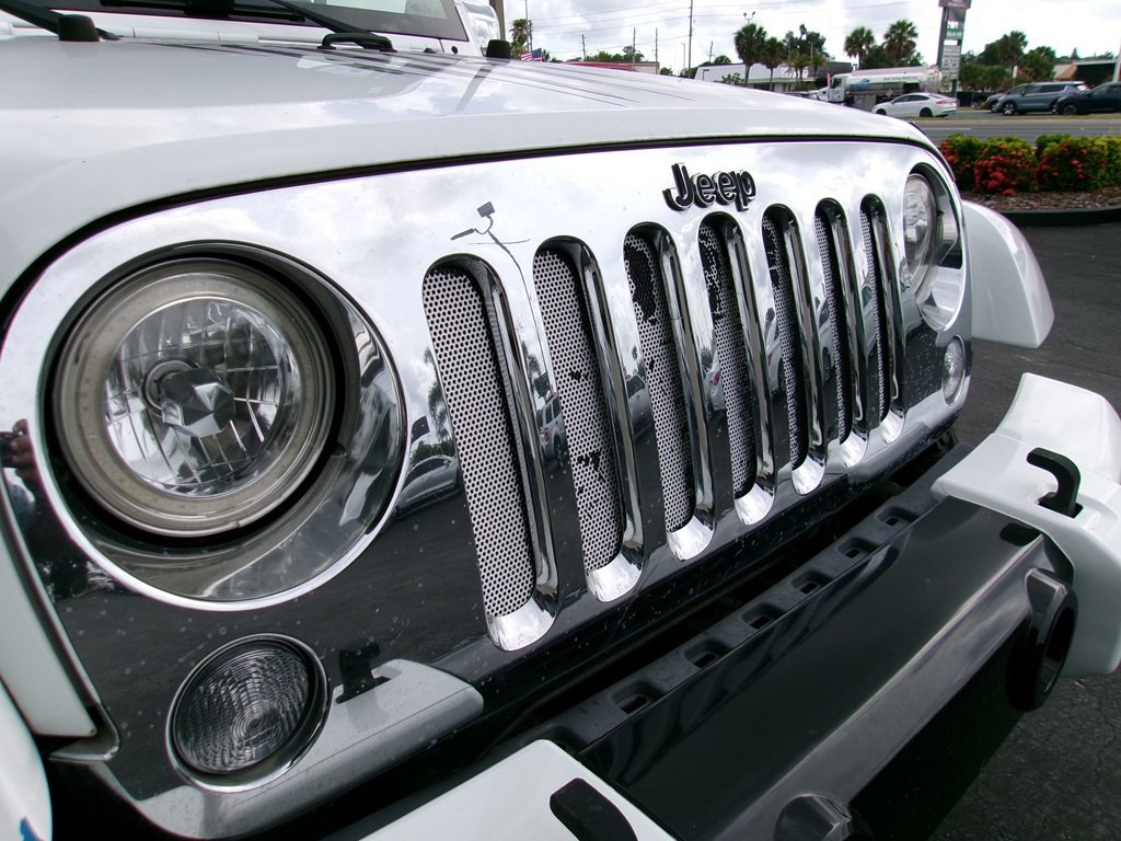 2014 Jeep Wrangler Unlimited Image 32