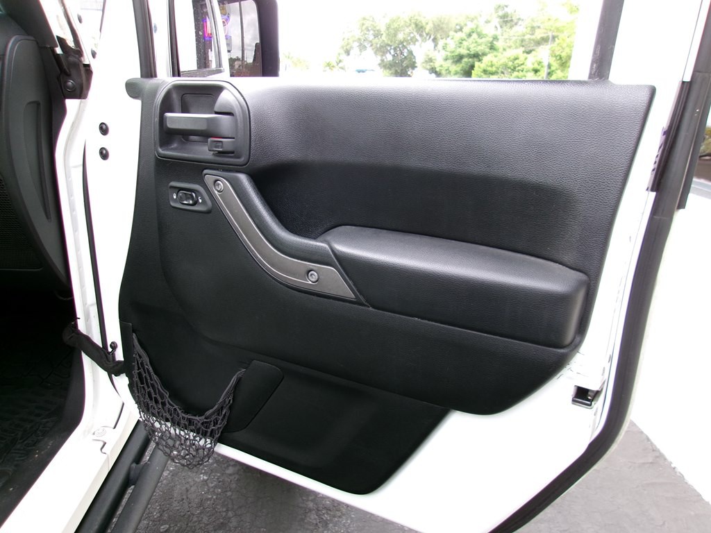 2014 Jeep Wrangler Unlimited Image 66