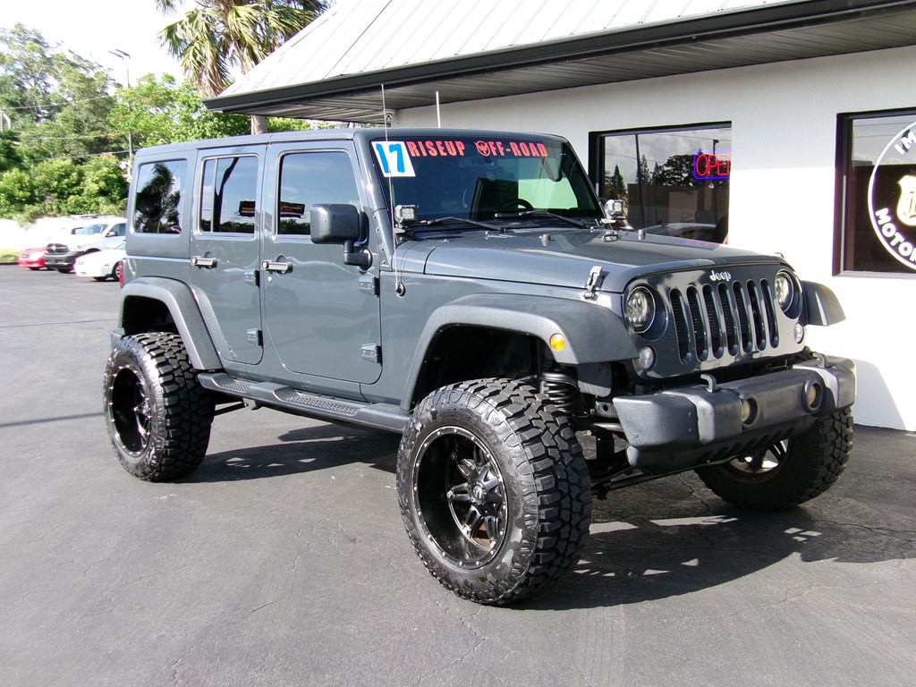 2017 Jeep Wrangler Unlimited Image 9