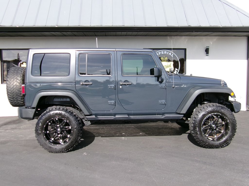 2017 Jeep Wrangler Unlimited Image 13