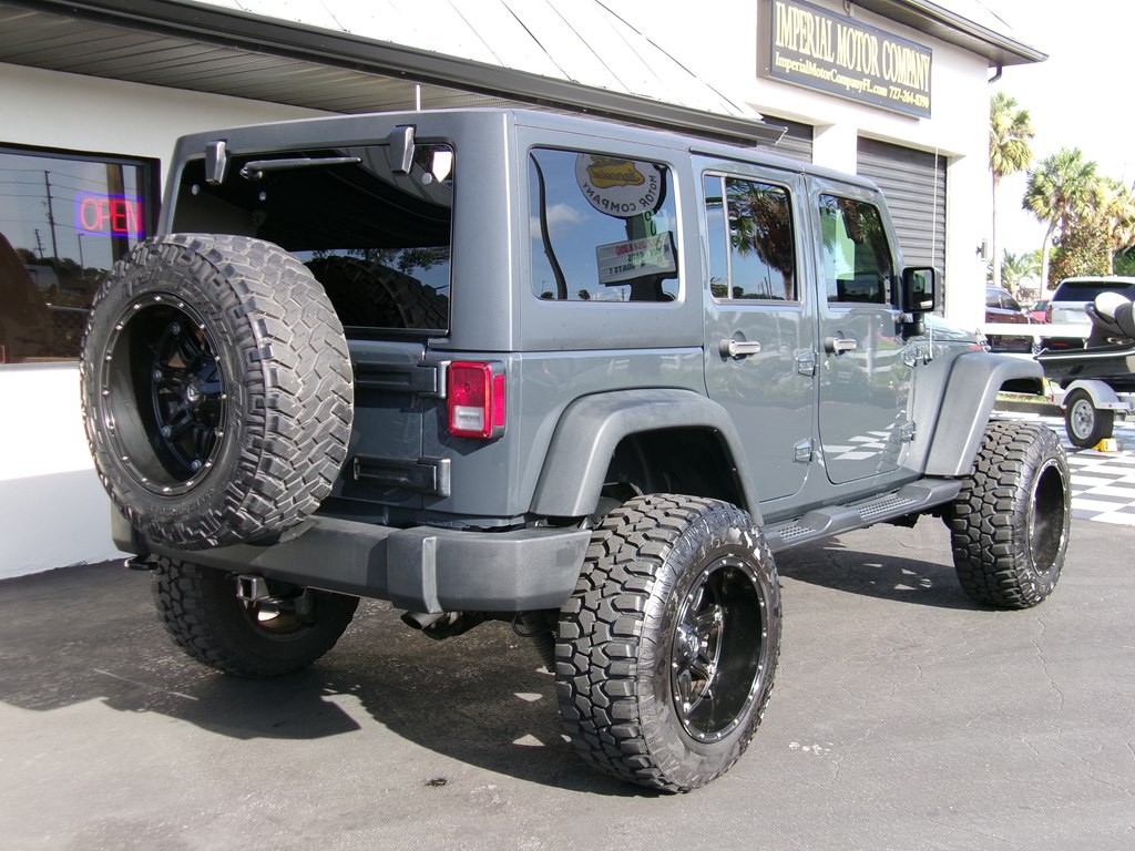 2017 Jeep Wrangler Unlimited Image 16