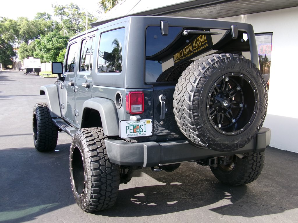 2017 Jeep Wrangler Unlimited Image 21