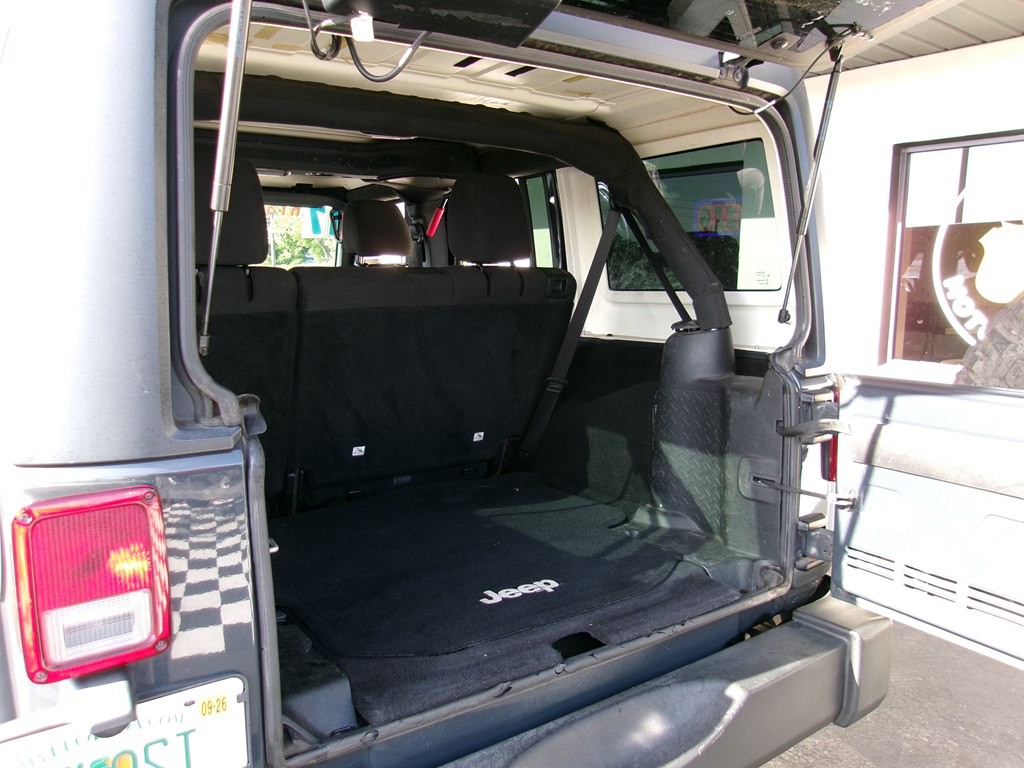2017 Jeep Wrangler Unlimited Image 45