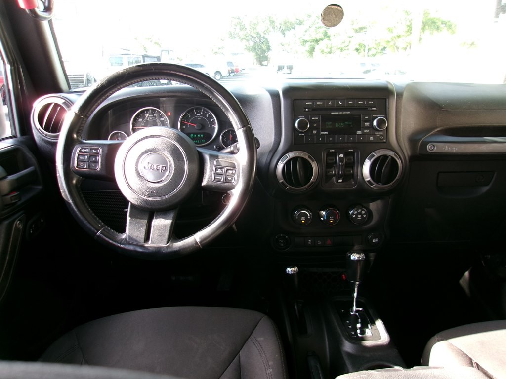 2017 Jeep Wrangler Unlimited Image 64